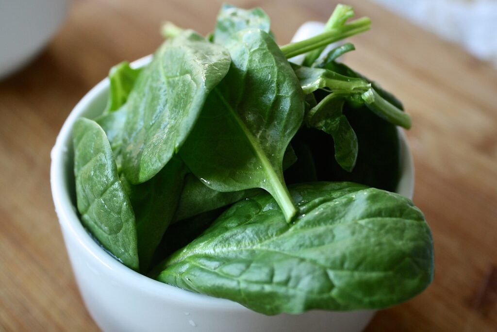 Foods that increase Penis size - Spinach